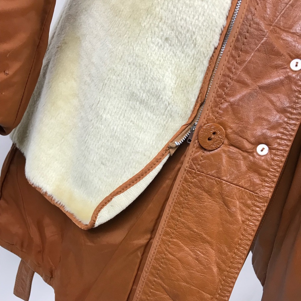 The Tannery Vintage Fleece Lined Leather Jacket - Picture 8 of 8